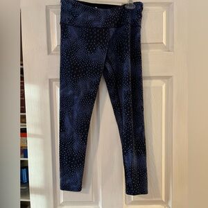 EUC Tuff Athletics Leggings in Dark Blue with Geometric Pattern Size S